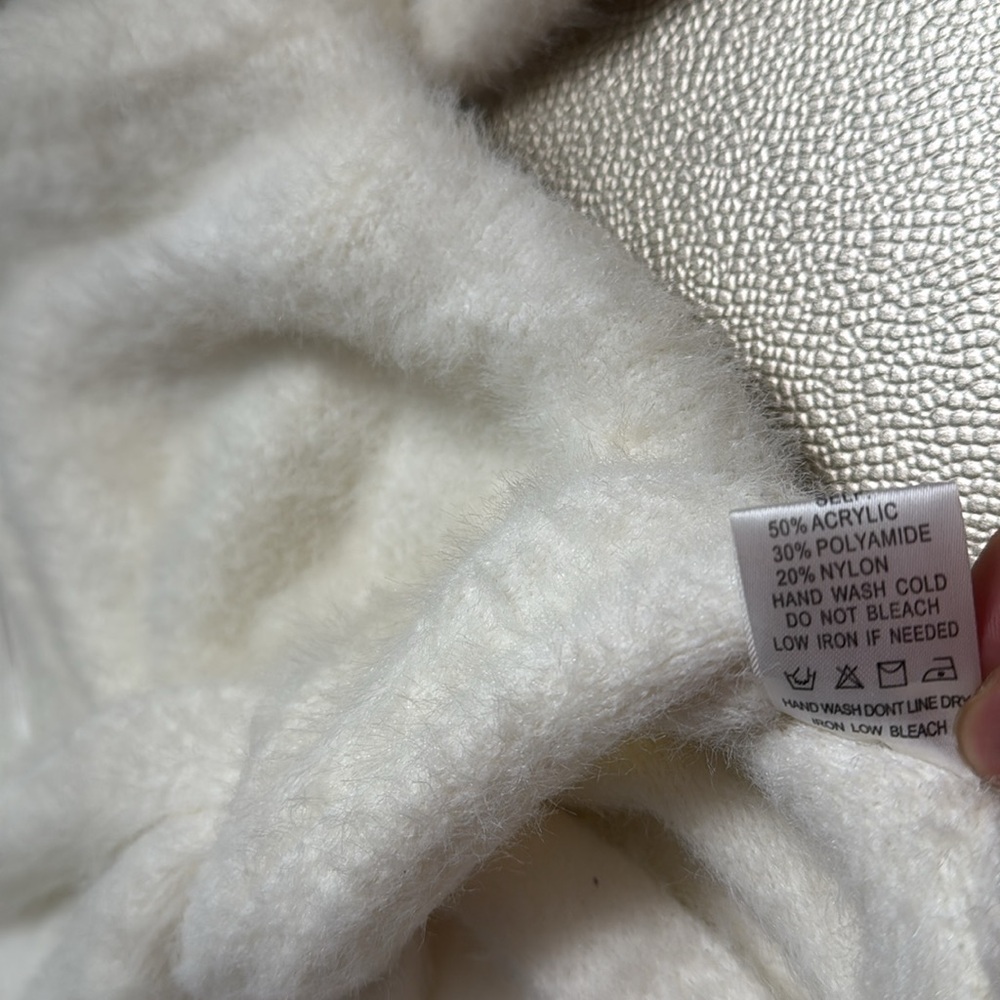 Angl top - Picture 3 of 5